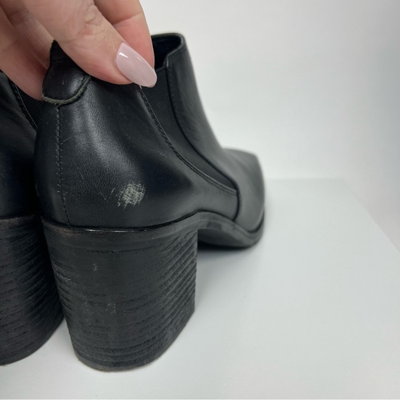Intentionally Blank Black Leather Ankle Boots Heeled Bootie Square Toe 39 US 9 - Picture 7 of 10